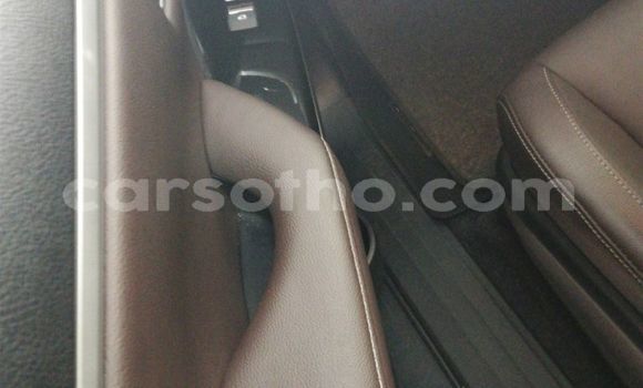 Sayi Na hannu Toyota Fortuner White Mota in Maseru a Maseru Sayi Na hannu Toyota Fortuner White Mota in Maseru a Maseru