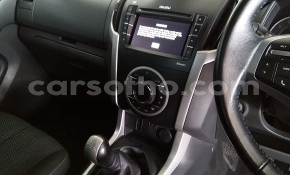 Buy Used Isuzu KB White Car in Maseru in Maseru Buy Used Isuzu KB White Car in Maseru in Maseru