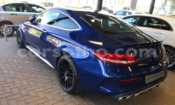 Acheter Occasion Voiture Mercedes-Benz C-klasse AMG Bleu à Butha Buthe, Butha-Buthe Acheter Occasion Voiture Mercedes-Benz C-klasse AMG Bleu à Butha Buthe, Butha-Buthe
