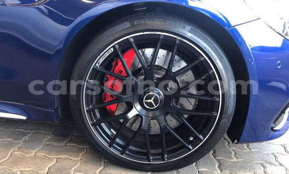 Acheter Occasion Voiture Mercedes-Benz C-klasse AMG Bleu à Butha Buthe, Butha-Buthe Acheter Occasion Voiture Mercedes-Benz C-klasse AMG Bleu à Butha Buthe, Butha-Buthe