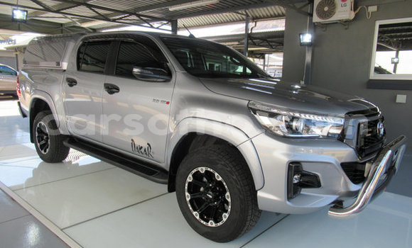 Buy Used Toyota Hilux Silver Car in Maseru in Maseru Buy Used Toyota Hilux Silver Car in Maseru in Maseru