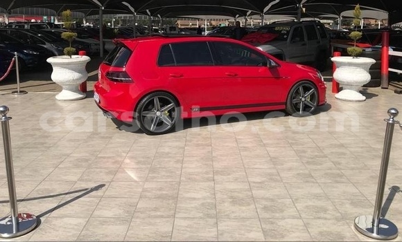 Sayi Na hannu Volkswagen Golf R Red Mota in Hlotse a Leribe Sayi Na hannu Volkswagen Golf R Red Mota in Hlotse a Leribe