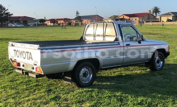 Acheter Occasion Voiture Toyota Hilux Gris à Butha–Buthe, Thaba-Tseka Acheter Occasion Voiture Toyota Hilux Gris à Butha–Buthe, Thaba-Tseka