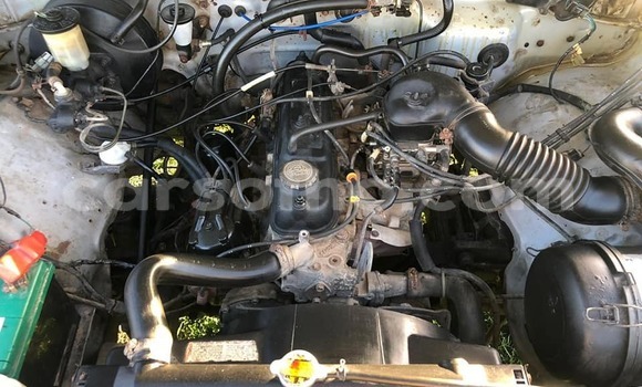 Acheter Occasion Voiture Toyota Hilux Gris à Butha–Buthe, Thaba-Tseka Acheter Occasion Voiture Toyota Hilux Gris à Butha–Buthe, Thaba-Tseka