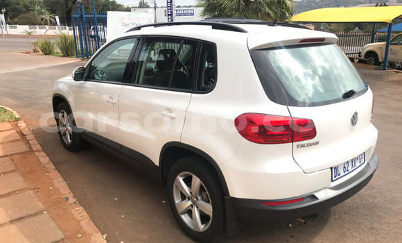 اشتري مستعمل Volkswagen Tiguan White سيارة في Hlotse في Leribe اشتري مستعمل Volkswagen Tiguan White سيارة في Hlotse في Leribe