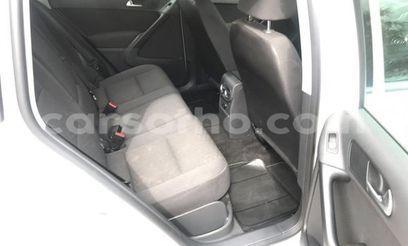 اشتري مستعمل Volkswagen Tiguan White سيارة في Hlotse في Leribe اشتري مستعمل Volkswagen Tiguan White سيارة في Hlotse في Leribe