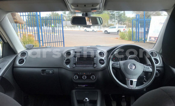 اشتري مستعمل Volkswagen Tiguan White سيارة في Hlotse في Leribe اشتري مستعمل Volkswagen Tiguan White سيارة في Hlotse في Leribe