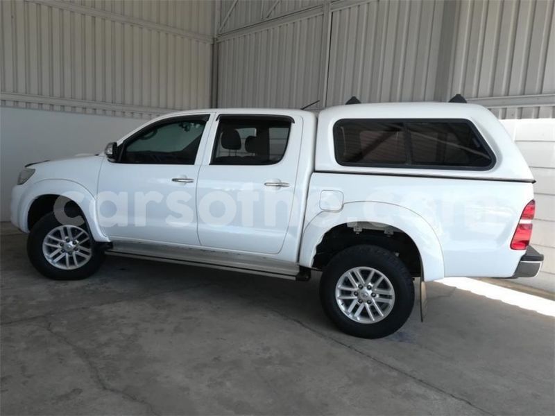 Big with watermark toyota hilux leribe peka 13693