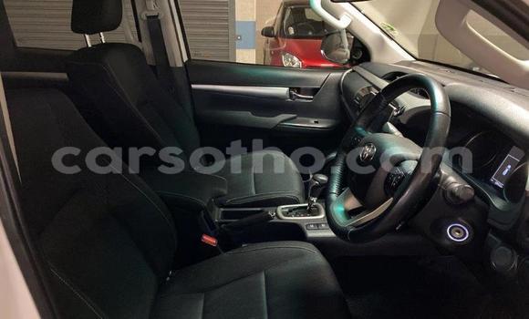 Acheter Occasion Voiture Toyota Hilux Blanc à Maseru, Maseru Acheter Occasion Voiture Toyota Hilux Blanc à Maseru, Maseru