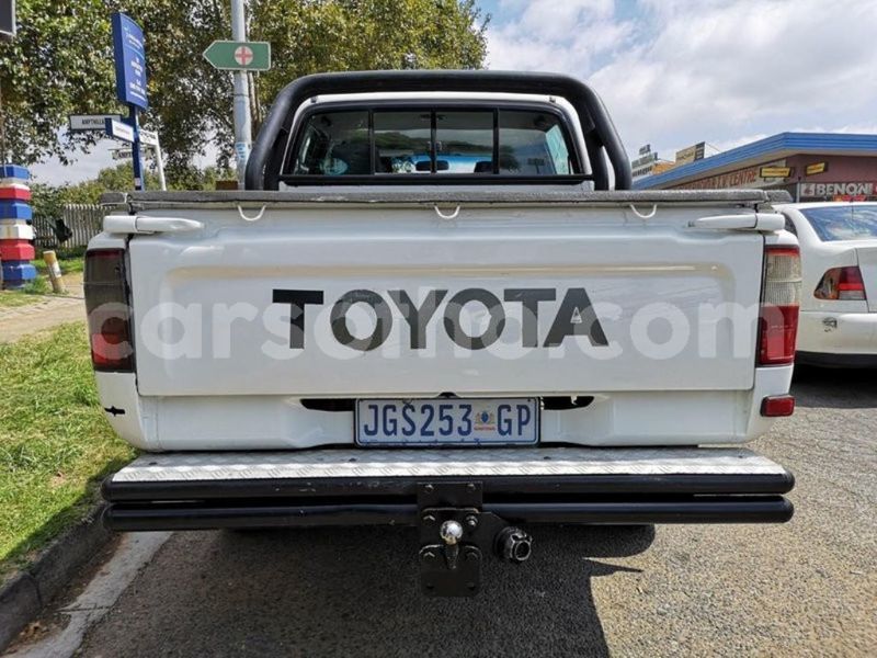 Big with watermark toyota hilux thaba tseka butha%e2%80%93buthe 13695