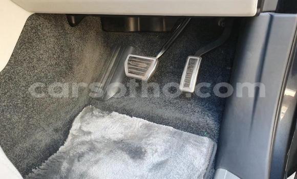 Buy Used Land Rover Range Rover Black Car in Maseru in Maseru Buy Used Land Rover Range Rover Black Car in Maseru in Maseru