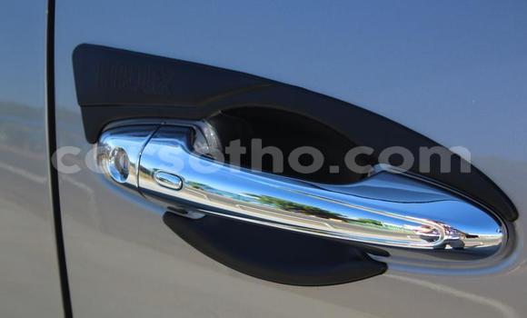 اشتري مستعمل Toyota Hilux Silver سيارة في Maseru في Maseru اشتري مستعمل Toyota Hilux Silver سيارة في Maseru في Maseru