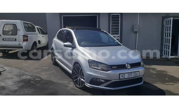 Acheter Occasion Voiture Volkswagen Polo Rouge à Hlotse, Leribe Acheter Occasion Voiture Volkswagen Polo Rouge à Hlotse, Leribe