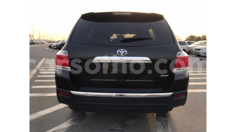 Big with watermark toyota highlander maseru import dubai 13724