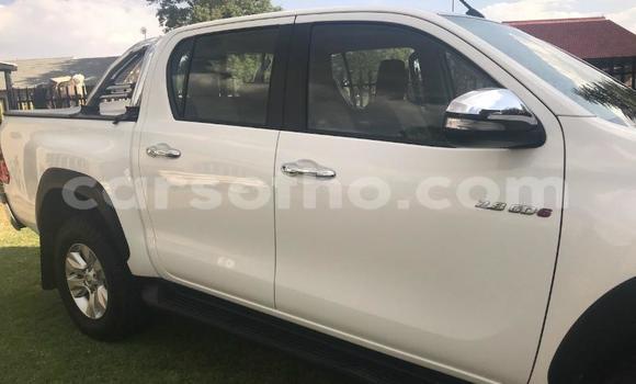 Acheter Occasion Voiture Toyota Hilux Blanc à Butha Buthe, Butha-Buthe Acheter Occasion Voiture Toyota Hilux Blanc à Butha Buthe, Butha-Buthe