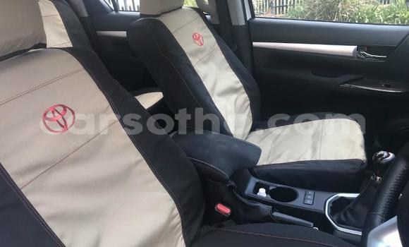 Acheter Occasion Voiture Toyota Hilux Blanc à Butha Buthe, Butha-Buthe Acheter Occasion Voiture Toyota Hilux Blanc à Butha Buthe, Butha-Buthe