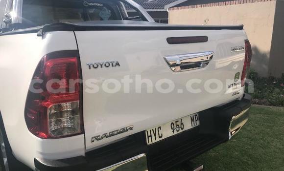Acheter Occasion Voiture Toyota Hilux Blanc à Butha Buthe, Butha-Buthe Acheter Occasion Voiture Toyota Hilux Blanc à Butha Buthe, Butha-Buthe
