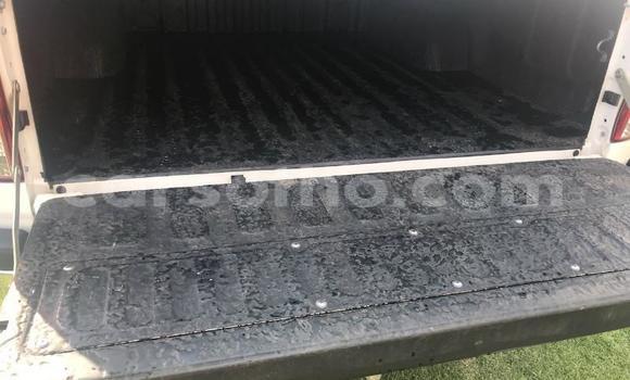 Acheter Occasion Voiture Toyota Hilux Blanc à Butha Buthe, Butha-Buthe Acheter Occasion Voiture Toyota Hilux Blanc à Butha Buthe, Butha-Buthe