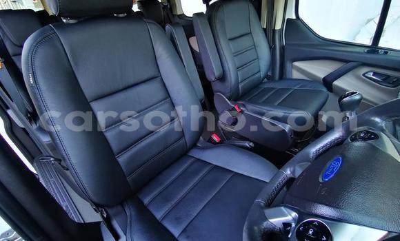 Acheter Occasion Voiture Ford Tourneo Custom Bleu à Maseru, Maseru Acheter Occasion Voiture Ford Tourneo Custom Bleu à Maseru, Maseru