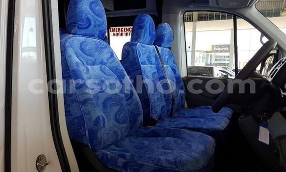 Acheter Occasion Voiture Volkswagen Caravelle Blanc à Maseru, Maseru Acheter Occasion Voiture Volkswagen Caravelle Blanc à Maseru, Maseru