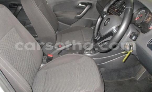 Sayi Na hannu Volkswagen Polo White Mota in Maseru a Maseru Sayi Na hannu Volkswagen Polo White Mota in Maseru a Maseru