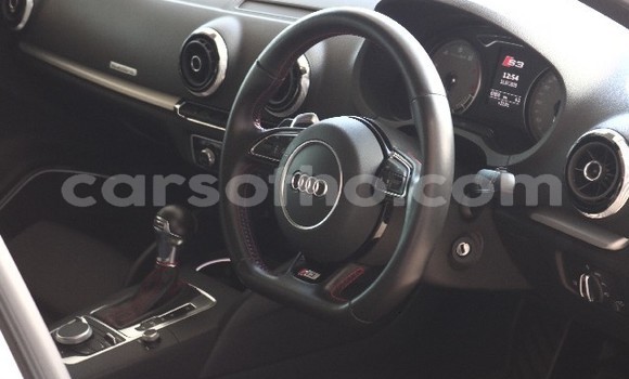 Acheter Occasion Voiture Audi RS3 Blanc à Maseru, Maseru Acheter Occasion Voiture Audi RS3 Blanc à Maseru, Maseru