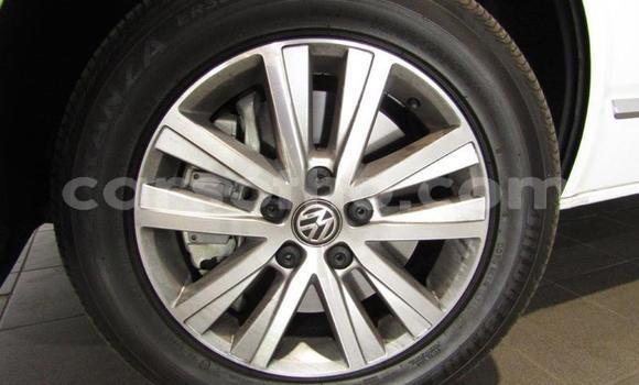 Acheter Occasion Voiture Volkswagen Caravelle Blanc à Maseru, Maseru Acheter Occasion Voiture Volkswagen Caravelle Blanc à Maseru, Maseru