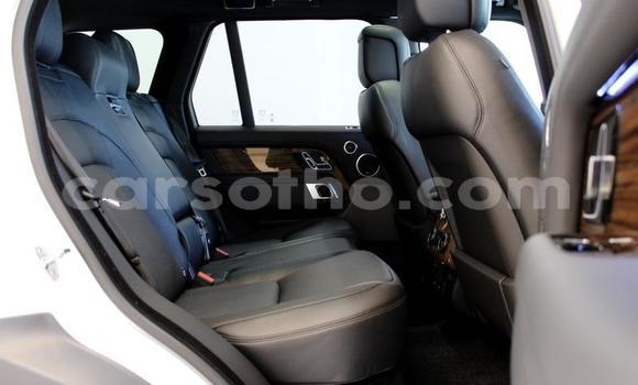 اشتري مستعمل Land Rover Range Rover Vogue White سيارة في Maseru في Maseru اشتري مستعمل Land Rover Range Rover Vogue White سيارة في Maseru في Maseru