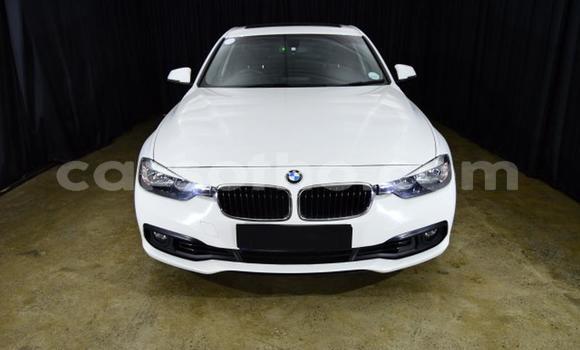 Sayi Na hannu BMW 3–Series White Mota in Maseru a Maseru Sayi Na hannu BMW 3–Series White Mota in Maseru a Maseru