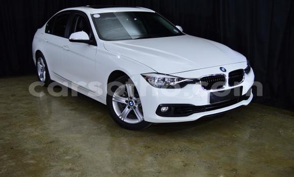 Sayi Na hannu BMW 3–Series White Mota in Maseru a Maseru Sayi Na hannu BMW 3–Series White Mota in Maseru a Maseru