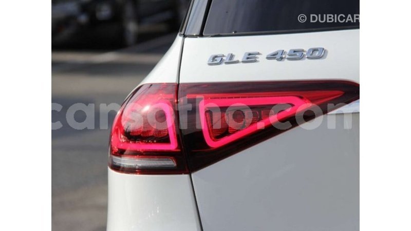 Big with watermark mercedes benz gle maseru import dubai 13812