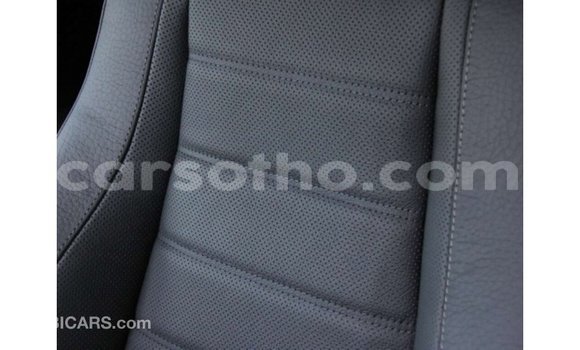 Buy Import Mercedes-Benz GLE White Car in Import - Dubai in Maseru Buy Import Mercedes-Benz GLE White Car in Import - Dubai in Maseru