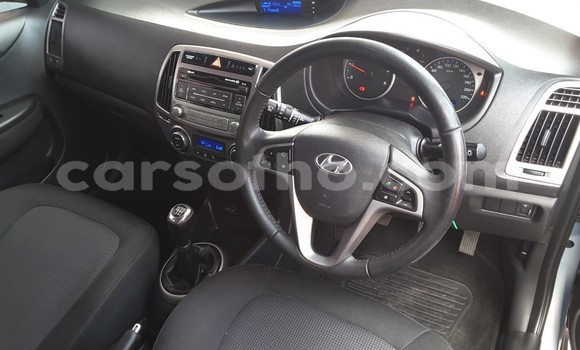 Sayi Na hannu Hyundai i20 Blue Mota in Maseru a Maseru Sayi Na hannu Hyundai i20 Blue Mota in Maseru a Maseru
