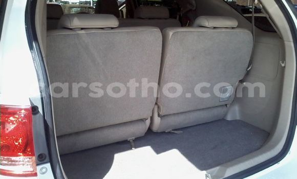 Sayi Na hannu Toyota Fortuner White Mota in Maseru a Maseru Sayi Na hannu Toyota Fortuner White Mota in Maseru a Maseru