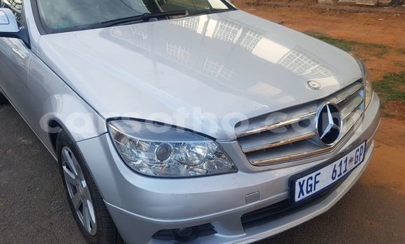 Acheter Occasion Voiture Mercedes-Benz C–Class Gris à Maseru, Maseru Acheter Occasion Voiture Mercedes-Benz C–Class Gris à Maseru, Maseru