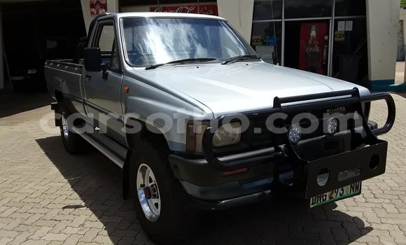 Buy Used Toyota Hilux Blue Car in Maseru in Maseru Buy Used Toyota Hilux Blue Car in Maseru in Maseru