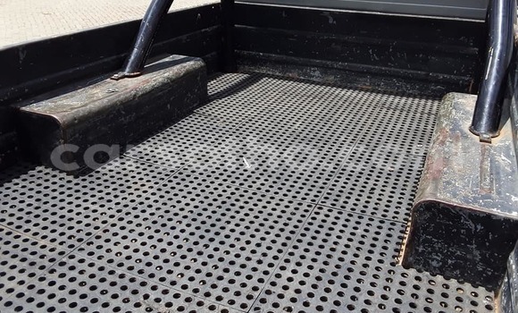 Buy Used Toyota Hilux Blue Car in Maseru in Maseru Buy Used Toyota Hilux Blue Car in Maseru in Maseru