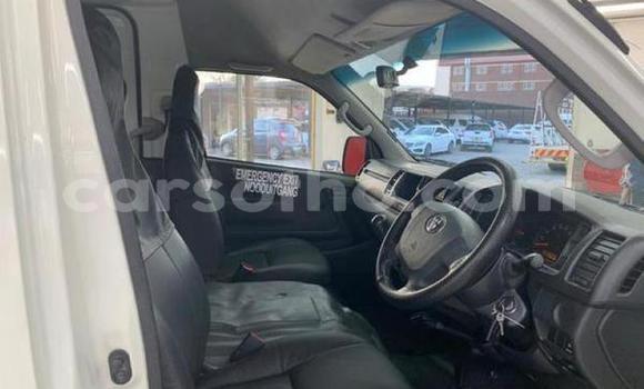 Acheter Occasion Voiture Toyota Aqua Blanc à Mafeteng, Mafeteng Acheter Occasion Voiture Toyota Aqua Blanc à Mafeteng, Mafeteng