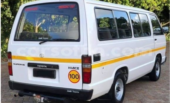 Buy Used Toyota Hiace White Car in Thaba–Tseka in Mafeteng Buy Used Toyota Hiace White Car in Thaba–Tseka in Mafeteng
