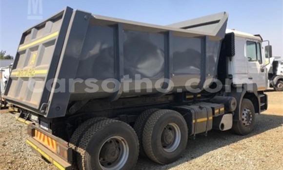 اشتري مستعمل TVR 450 Black سيارة في Roma في Maseru اشتري مستعمل TVR 450 Black سيارة في Roma في Maseru