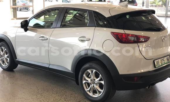 Sayi Na hannu Mazda CX-3 White Mota in Maseru a Maseru Sayi Na hannu Mazda CX-3 White Mota in Maseru a Maseru