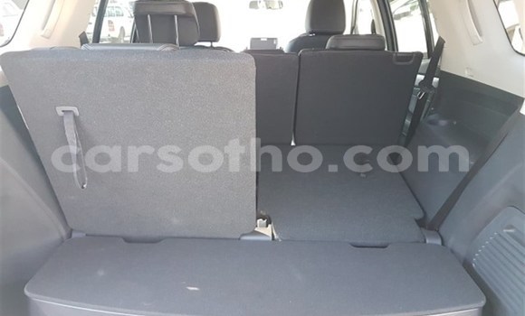 Buy Used Isuzu MU-X Silver Car in Maseru in Maseru Buy Used Isuzu MU-X Silver Car in Maseru in Maseru