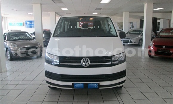 اشتري مستعمل Volkswagen Caravelle White سيارة في Maseru في Maseru اشتري مستعمل Volkswagen Caravelle White سيارة في Maseru في Maseru