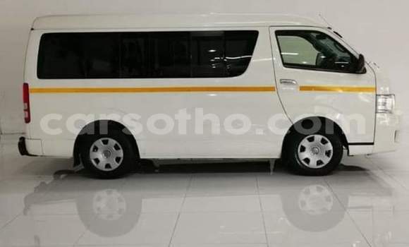 Acheter Occasion Voiture Toyota Hiace Blanc à Maseru, Maseru Acheter Occasion Voiture Toyota Hiace Blanc à Maseru, Maseru