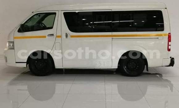 Acheter Occasion Voiture Toyota Hiace Blanc à Maseru, Maseru Acheter Occasion Voiture Toyota Hiace Blanc à Maseru, Maseru