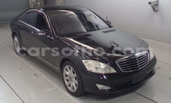 Acheter Occasion Voiture Mercedes-Benz S-klasse Noir à Roma, Maseru Acheter Occasion Voiture Mercedes-Benz S-klasse Noir à Roma, Maseru