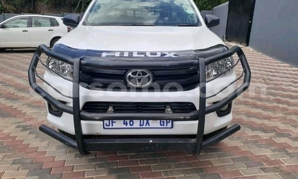 Acheter Occasion Voiture Toyota Hilux Blanc à Mafeteng, Mafeteng Acheter Occasion Voiture Toyota Hilux Blanc à Mafeteng, Mafeteng