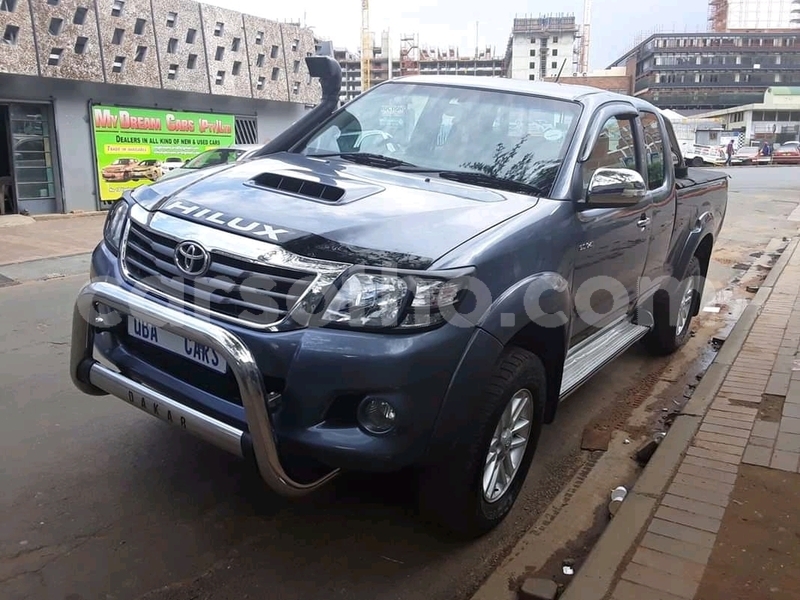 Big with watermark toyota hilux leribe maputsoa 13905