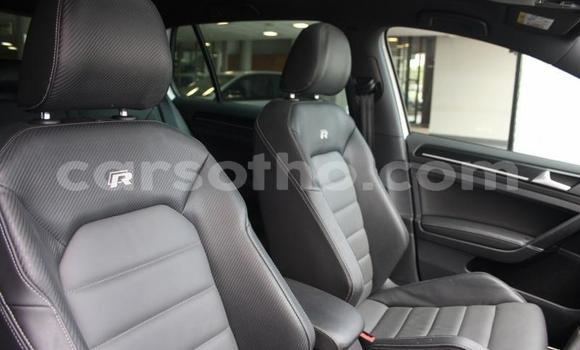 اشتري مستعمل Volkswagen Golf R White سيارة في Maseru في Maseru اشتري مستعمل Volkswagen Golf R White سيارة في Maseru في Maseru