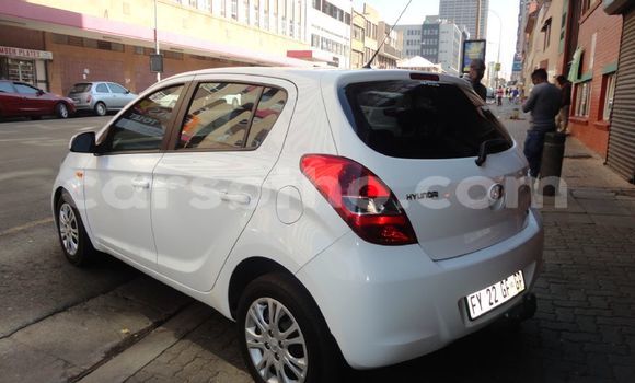 Buy Used Hyundai i20 White Car in Maseru in Maseru Buy Used Hyundai i20 White Car in Maseru in Maseru